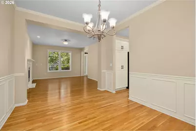 3208 SW Luradel St, Portland, OR 97219 - Photo 9