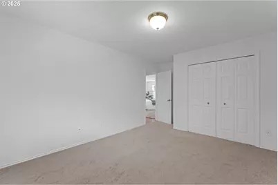 2250 River Heights Cir, West Linn, OR 97068 - Photo 23