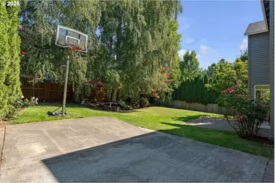 2250 River Heights Cir, West Linn, OR 97068 - Photo 33