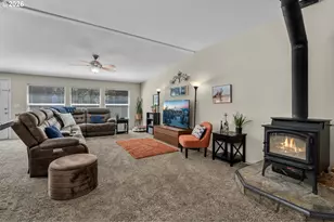 15781 Lava Dr, La Pine, OR 97739 - Photo 7