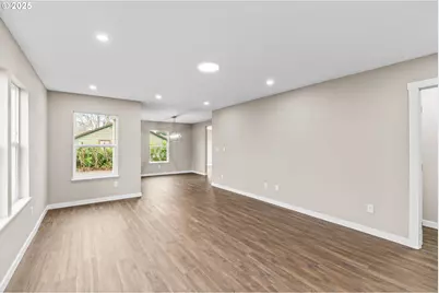 3520 Elmira Rd, Eugene, OR 97402 - Photo 5