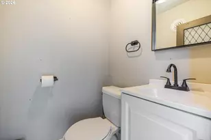 210 19th St SE, Salem, OR 97301 - Photo 25