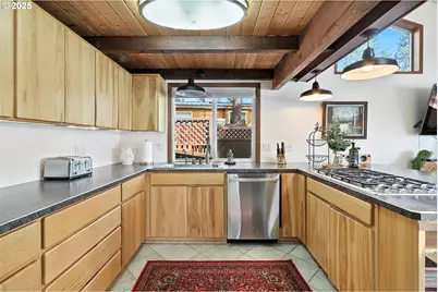 112 N Sentosa Lake Rd, Tygh Valley, OR 97063 - Photo 13