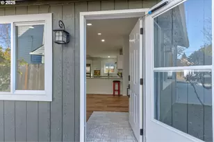 602 S Vermont St, Portland, OR 97219 - Photo 5