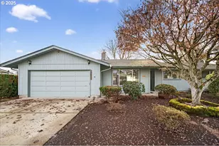 33904 SE Patricia Way, Scappoose, OR 97056 - Photo 3