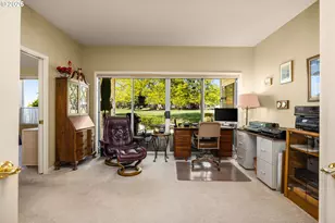 15715 NW Claremont Dr, Portland, OR 97229 - Photo 19