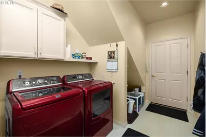 15715 NW Claremont Dr, Portland, OR 97229 - Photo 27