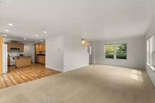 1696 NE Ruby Ct, Roseburg, OR 97470 - Photo 11