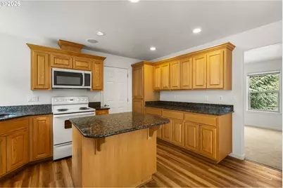 1696 NE Ruby Ct, Roseburg, OR 97470 - Photo 19