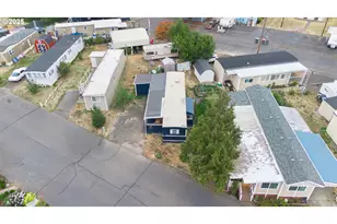 2400 SE Stratus Ave, McMinnville, OR 97128 - Photo 13