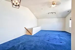 4856 NW Huserik Dr, Portland, OR 97210 - Photo 33