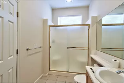 4856 NW Huserik Dr, Portland, OR 97210 - Photo 29