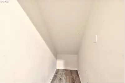 4856 NW Huserik Dr, Portland, OR 97210 - Photo 41