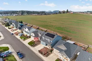 918 E 16th St, Lafayette, OR 97127 - Photo 45