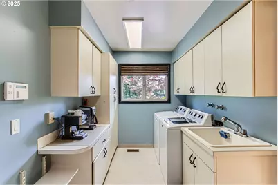 7145 SW Gable Pkwy, Portland, OR 97225 - Photo 15