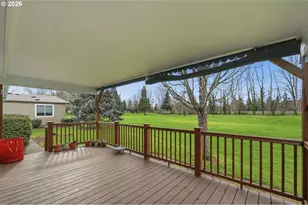 141 Village Dr, Cottage Grove, OR 97424 - Photo 41