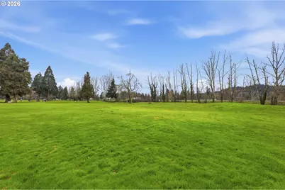 141 Village Dr, Cottage Grove, OR 97424 - Photo 43