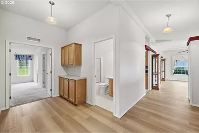 141 Village Dr, Cottage Grove, OR 97424 - Photo 25