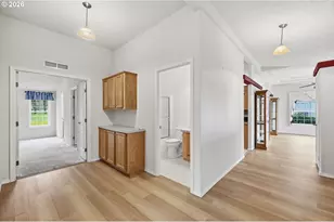 141 Village Dr, Cottage Grove, OR 97424 - Photo 25