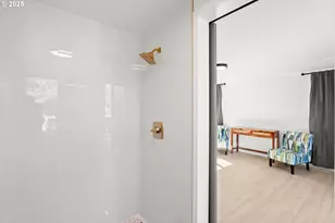 2135 SE Minter Bridge Rd, Hillsboro, OR 97123 - Photo 9