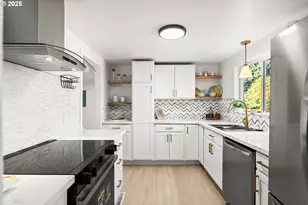 2135 SE Minter Bridge Rd, Hillsboro, OR 97123 - Photo 5