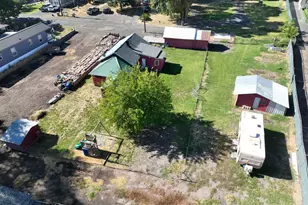 2829 W 9th St, The Dalles, OR 97058 - Photo 3