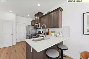 4025 SW 209th Ave, Hillsboro, OR 97123 - Photo 3