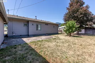47597 Hwy 58, Oakridge, OR 97463 - Photo 39