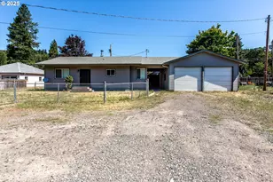47597 Hwy 58, Oakridge, OR 97463 - Photo 3
