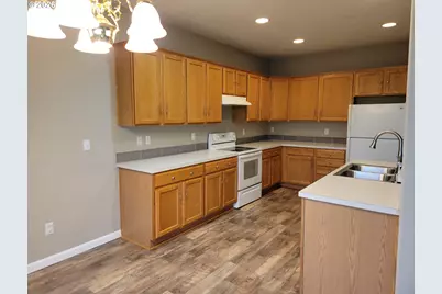 5834 SE Tranquil Ct, Milwaukie, OR 97267 - Photo 7