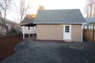 671 Kalmia St, Junction City, OR 97448 - Photo 17