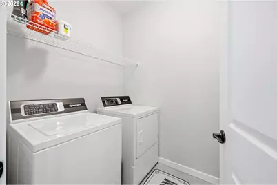 27621 SW Alder Ln, Wilsonville, OR 97070 - Photo 17