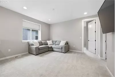 27621 SW Alder Ln, Wilsonville, OR 97070 - Photo 9