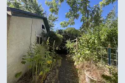 219 Catherine Ave, Milton-Freewater, OR 97862 - Photo 19
