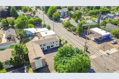 9512 N Oswego Ave, Portland, OR 97203 - Photo 13