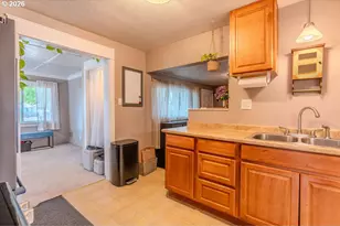 105 NW 13th St, Gresham, OR 97030 - Photo 29