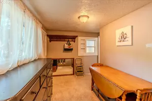 105 NW 13th St, Gresham, OR 97030 - Photo 41