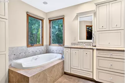 1334 Troon Dr, West Linn, OR 97068 - Photo 29