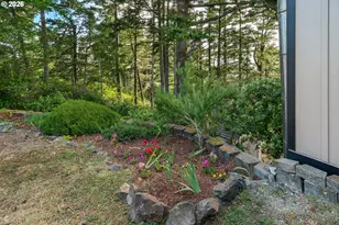 4995 Grand Ave, Tillamook, OR 97141 - Photo 39
