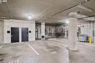 1400 NW Irving St, Portland, OR 97209 - Photo 23