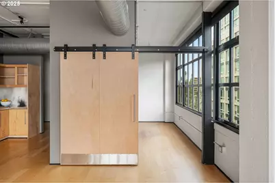 1400 NW Irving St #616, Portland, OR 97209 - Photo 19