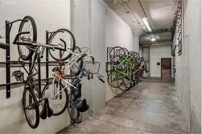 1400 NW Irving St #616, Portland, OR 97209 - Photo 25