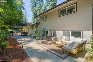 70 Coachman Dr, Eugene, OR 97405 - Photo 33
