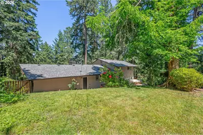 70 Coachman Dr, Eugene, OR 97405 - Photo 41