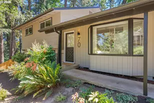 70 Coachman Dr, Eugene, OR 97405 - Photo 43