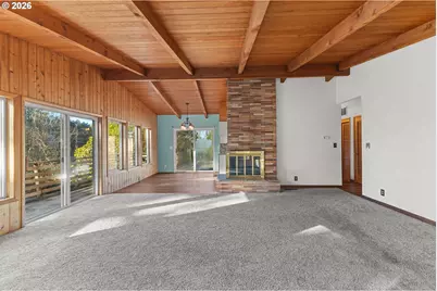 56671 Pleasant Hill Dr, Coquille, OR 97423 - Photo 15