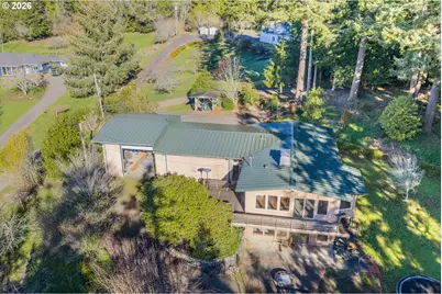 56671 Pleasant Hill Dr, Coquille, OR 97423 - Photo 1