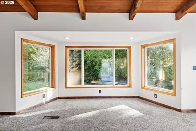 56671 Pleasant Hill Dr, Coquille, OR 97423 - Photo 17