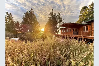 94330 Schreiber Dr, Gold Beach, OR 97444 - Photo 3