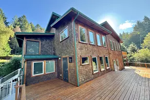 94330 Schreiber Dr, Gold Beach, OR 97444 - Photo 9
